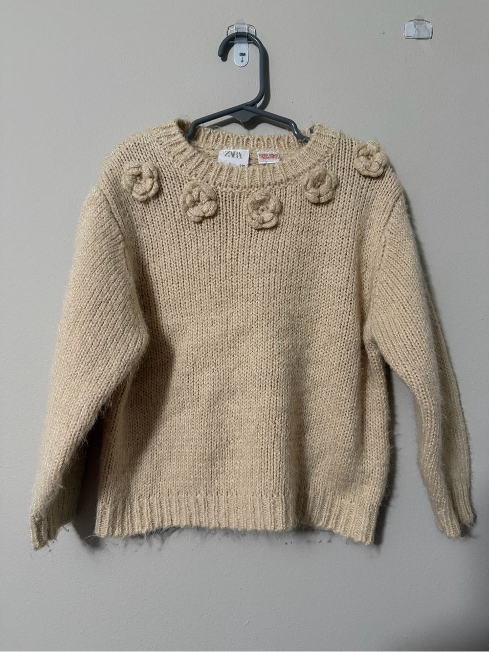 Zara Girls 5Y Cream Floral Long Sleeve Knit Sweater Winter